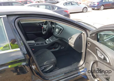 2016 Chrysler 200 Limited z USA, uszkodzony, nr VIN 1C3CCCAB1GN185599